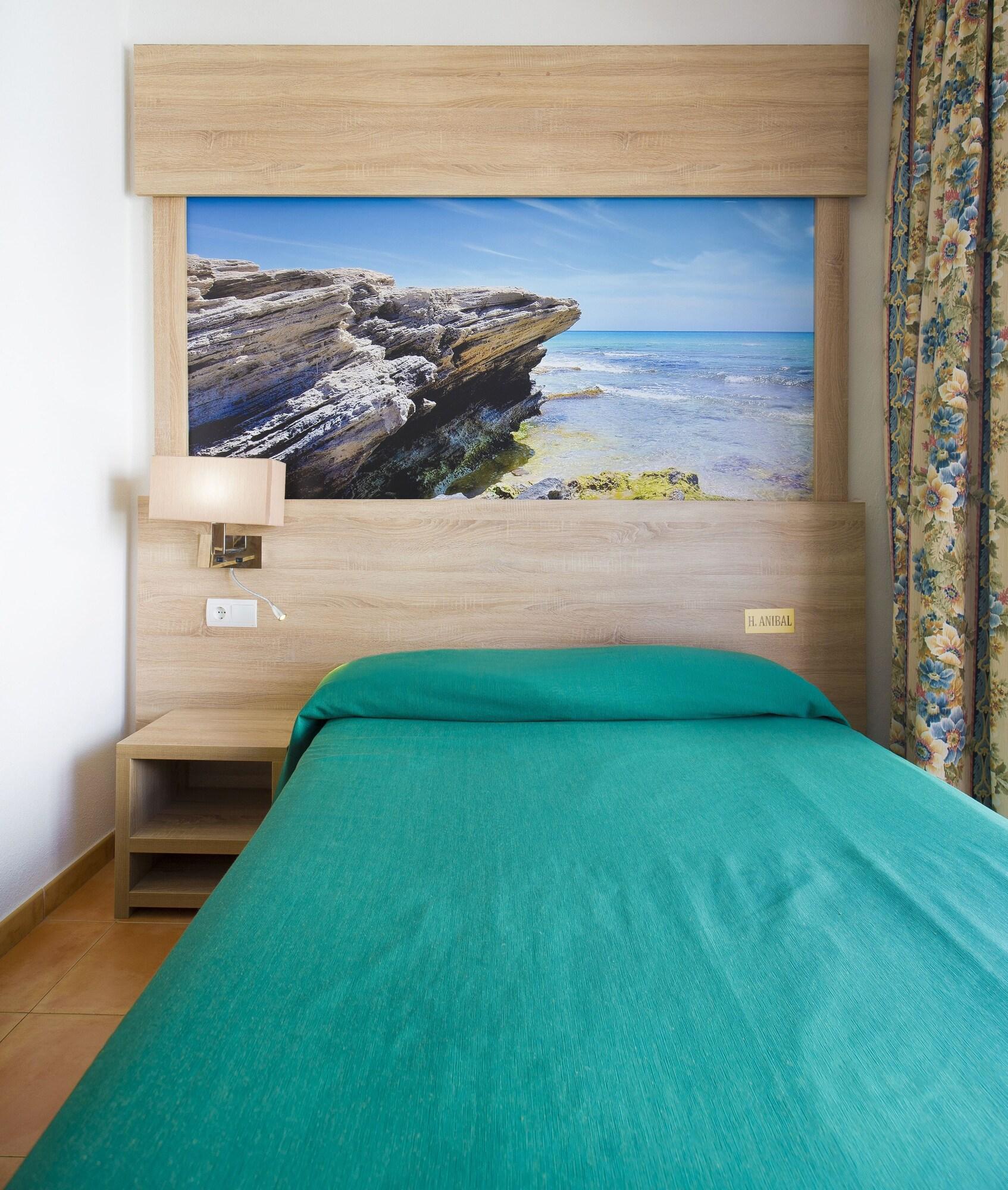 Hostal Anibal - Ab Group Sant Antoni de Portmany Dış mekan fotoğraf