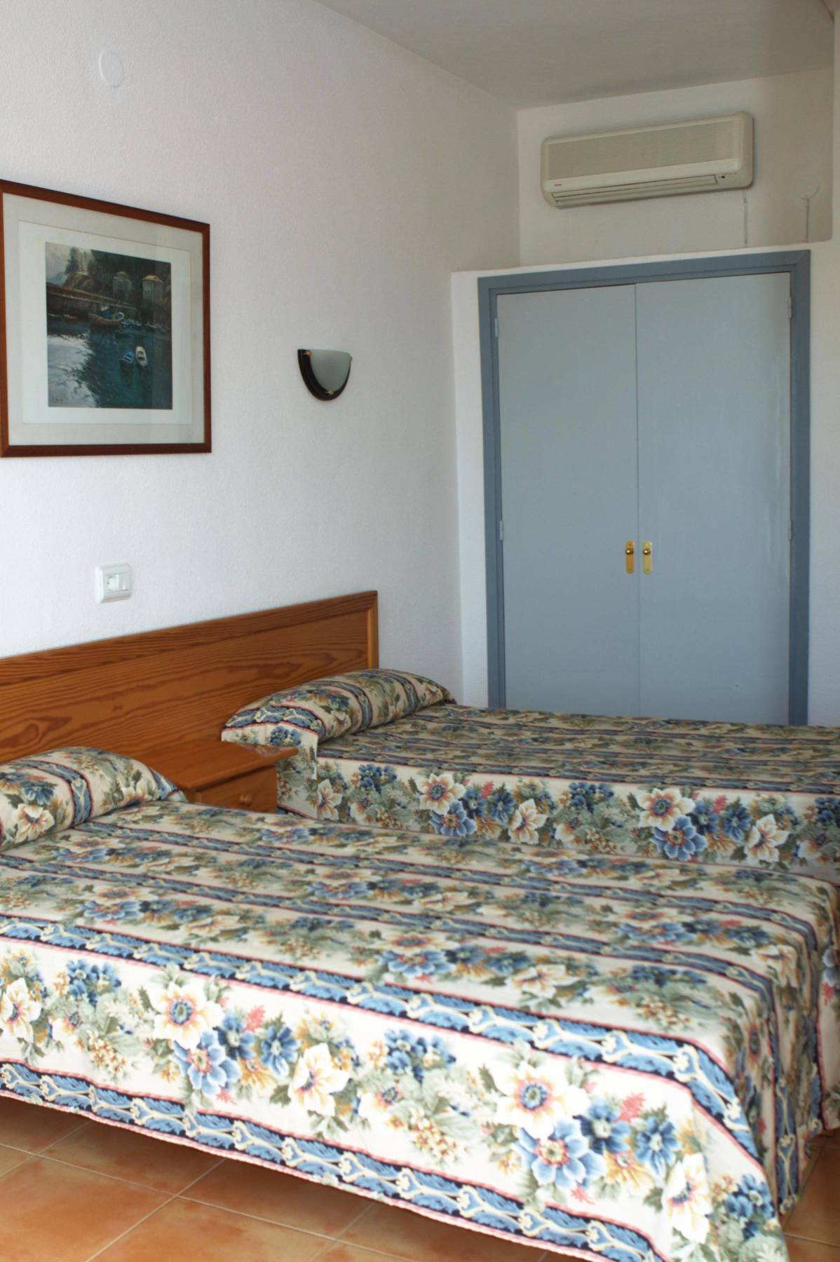 Hostal Anibal - Ab Group Sant Antoni de Portmany Dış mekan fotoğraf
