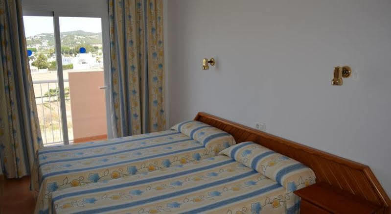 Hostal Anibal - Ab Group Sant Antoni de Portmany Dış mekan fotoğraf