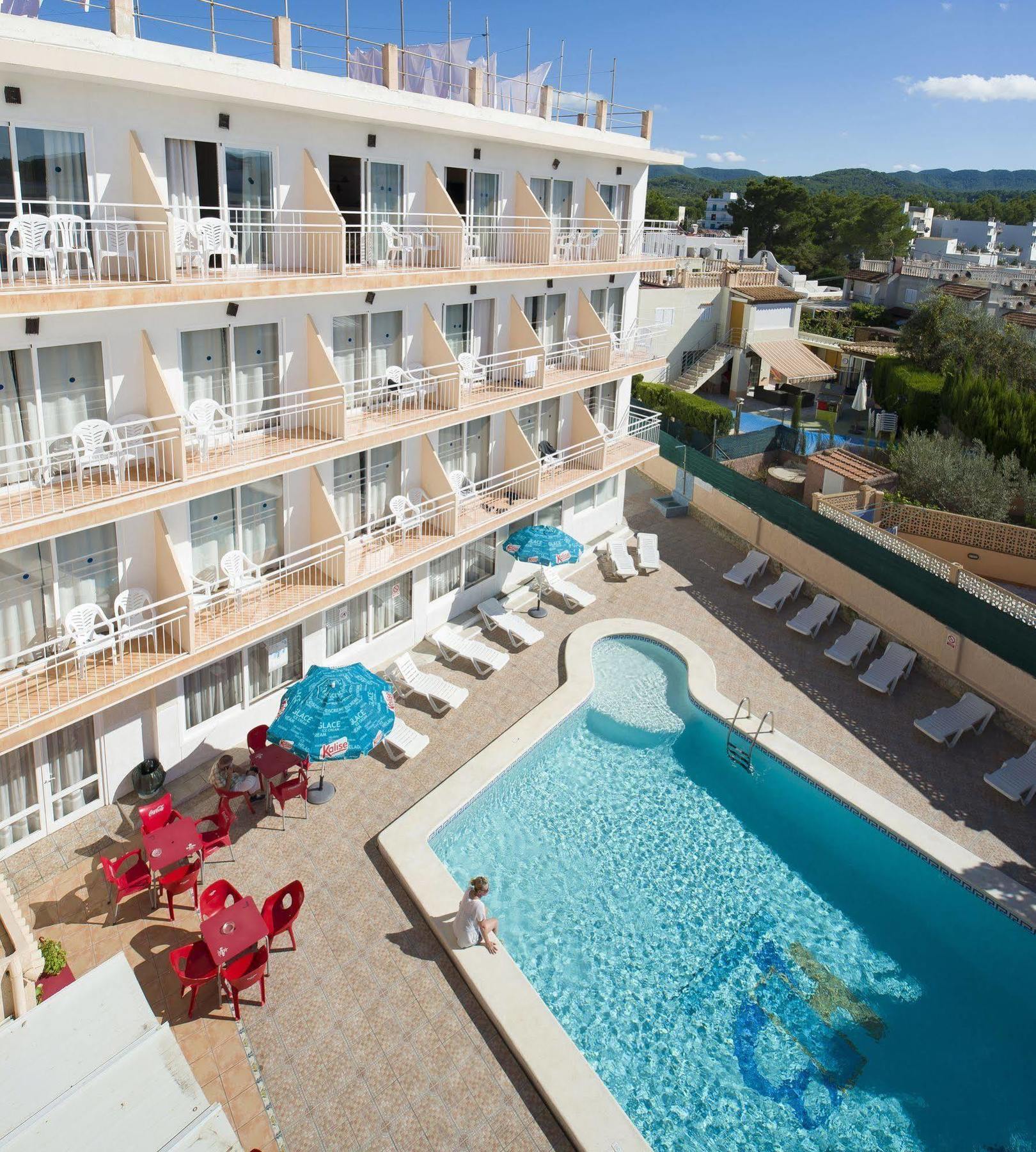 Hostal Anibal - Ab Group Sant Antoni de Portmany Dış mekan fotoğraf