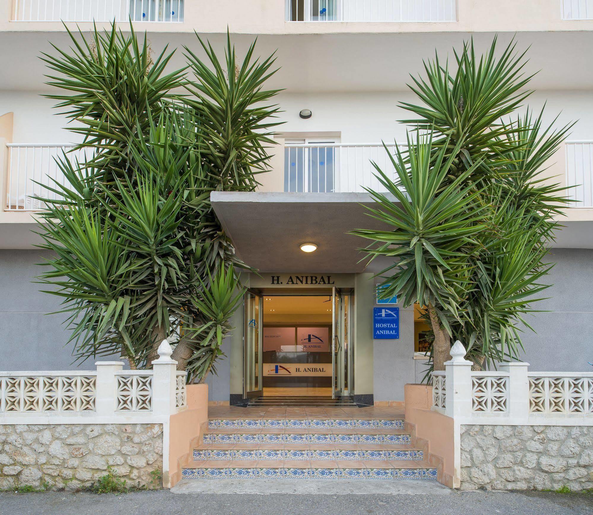 Hostal Anibal - Ab Group Sant Antoni de Portmany Dış mekan fotoğraf