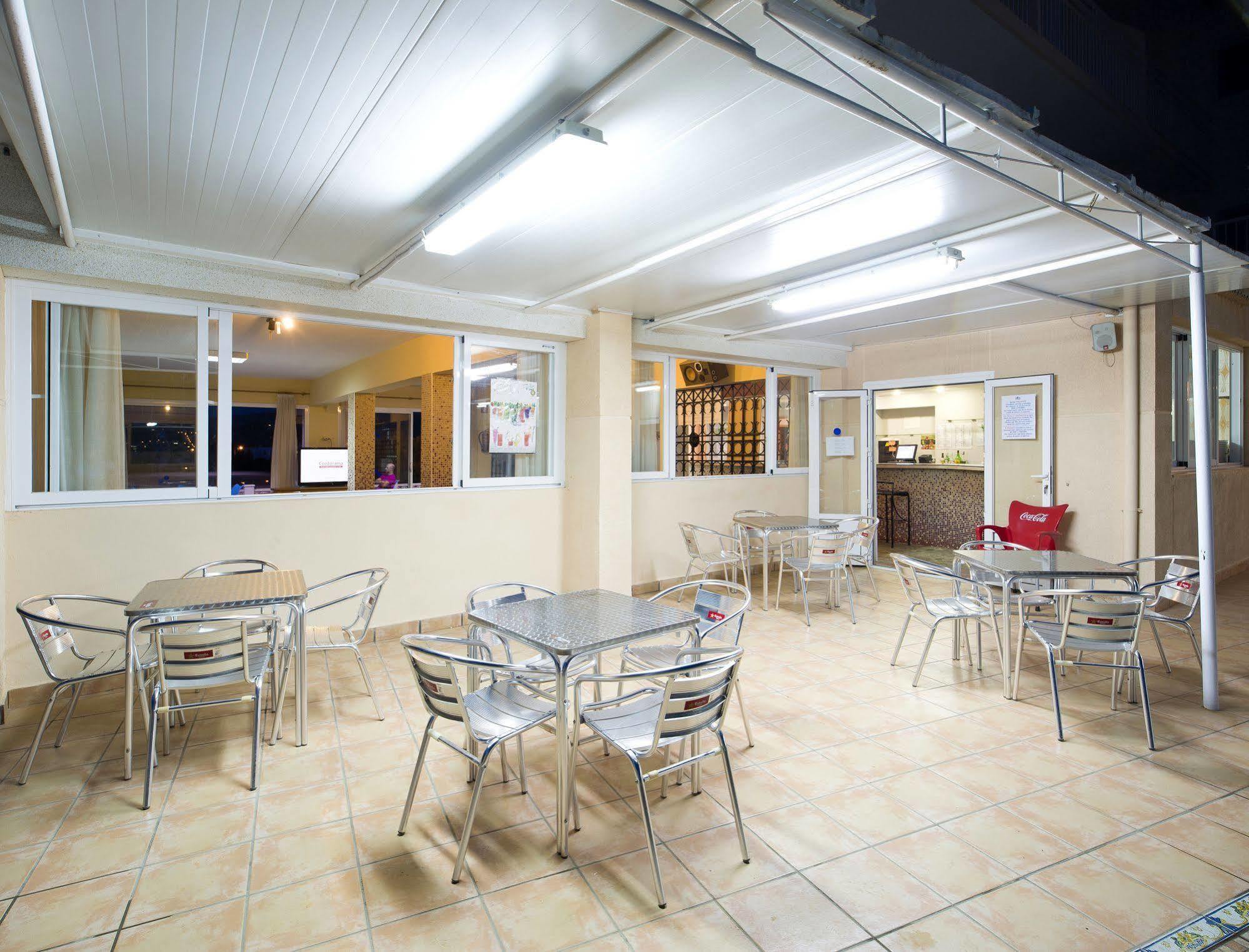 Hostal Anibal - Ab Group Sant Antoni de Portmany Dış mekan fotoğraf