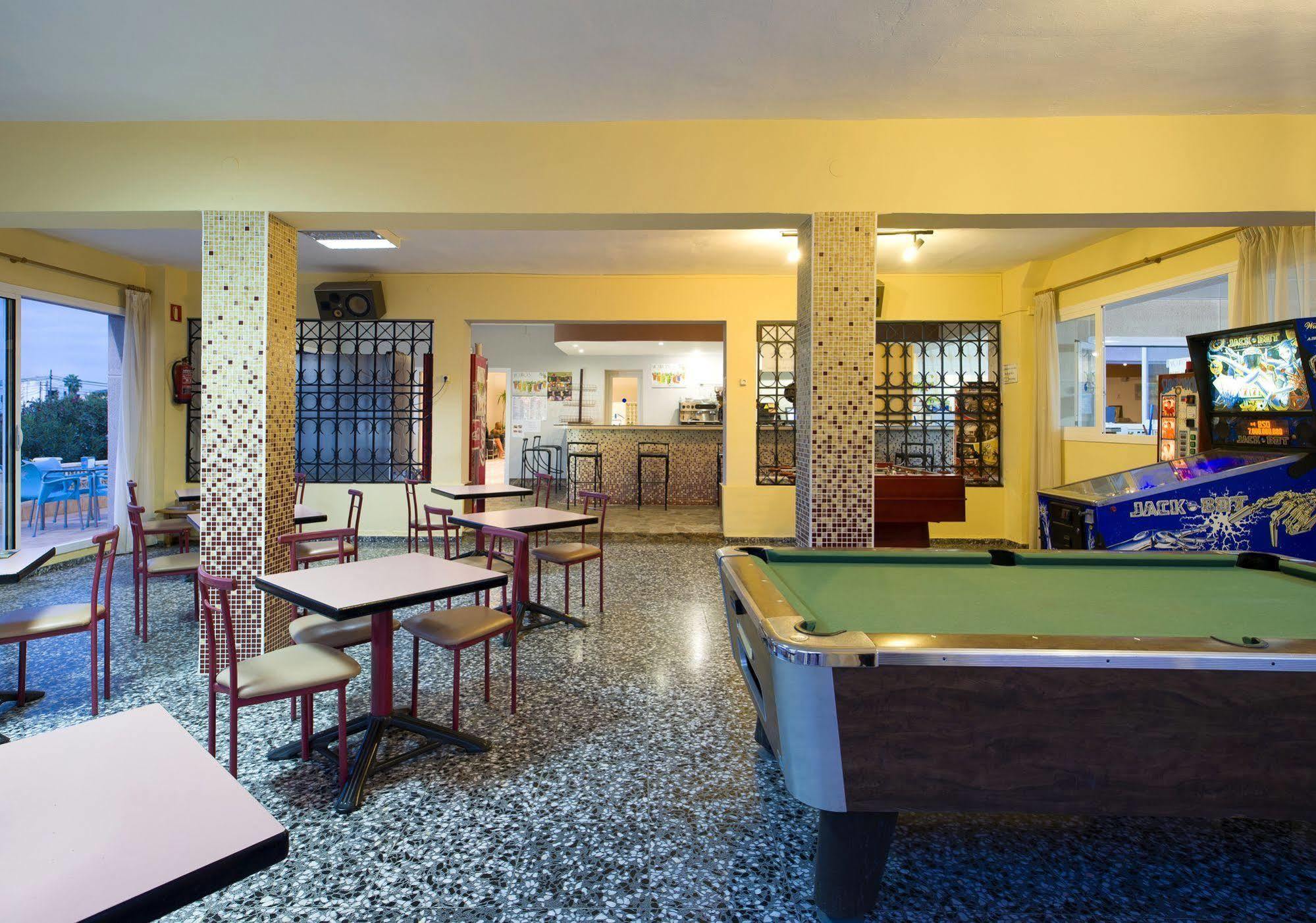 Hostal Anibal - Ab Group Sant Antoni de Portmany Dış mekan fotoğraf